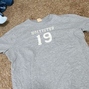Hollister Tee
